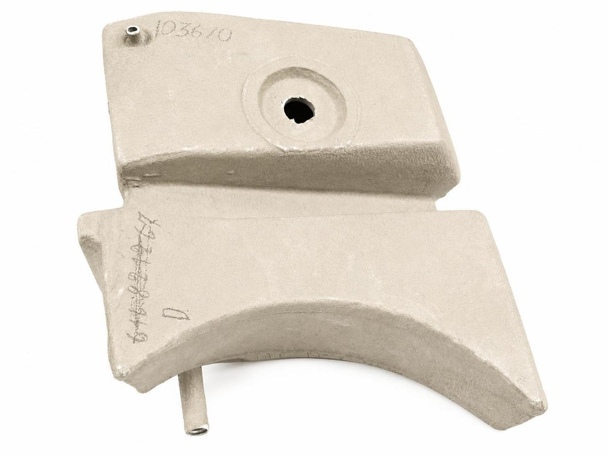 103670 - RH Fuel Tank Usa Spec