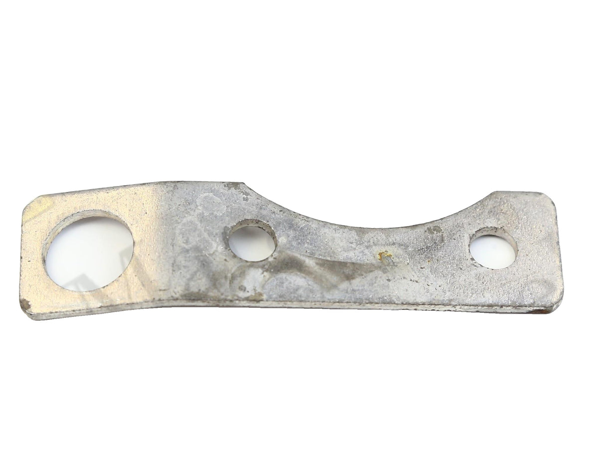 104477 - RH Bracket