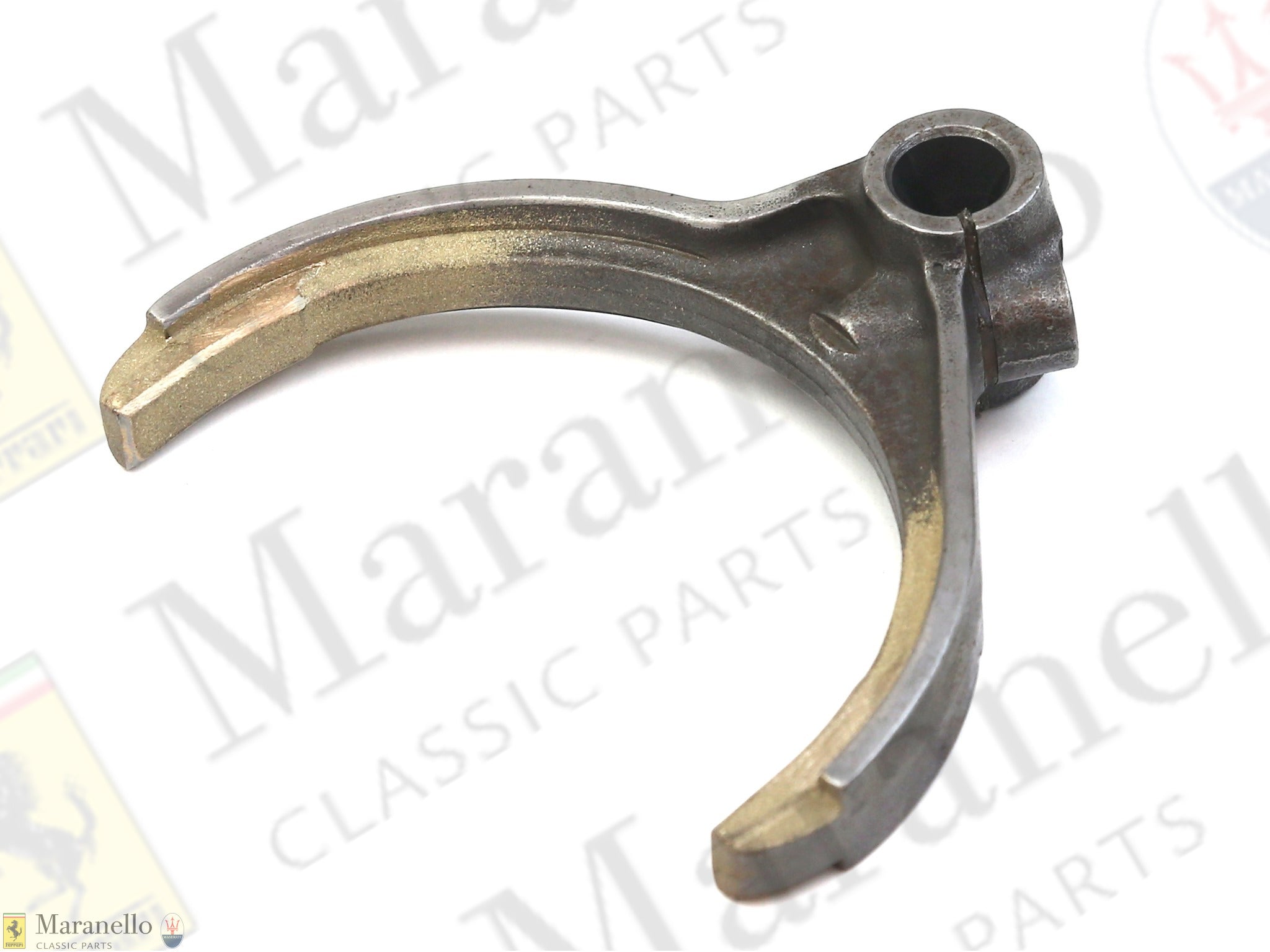 131077 - 1st And RM Gear Selector Fork