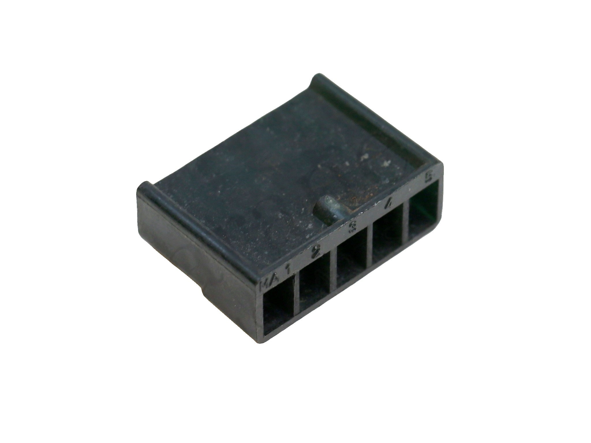 135388 - Connector