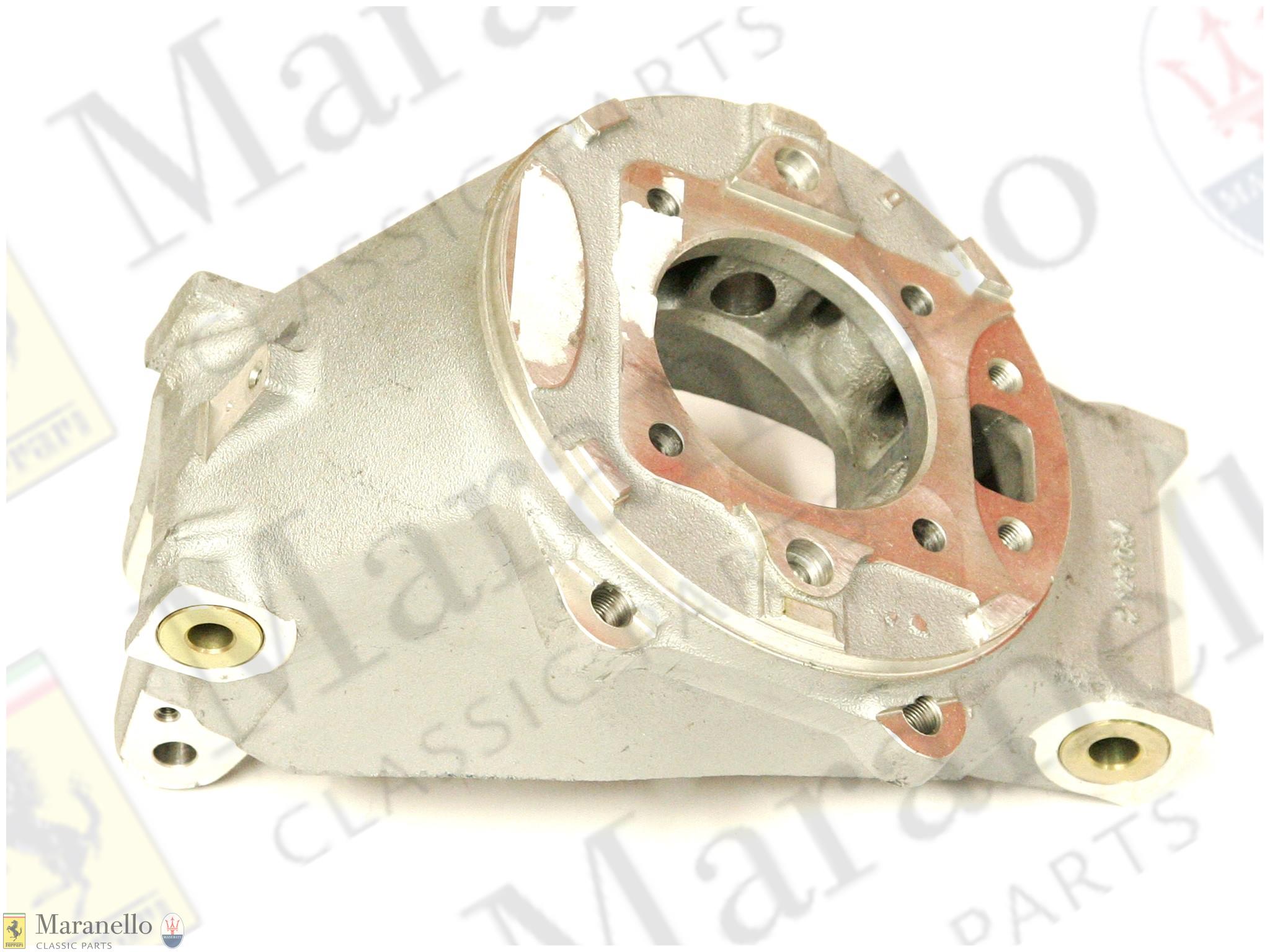 148034 - RH Rear Hub Holder