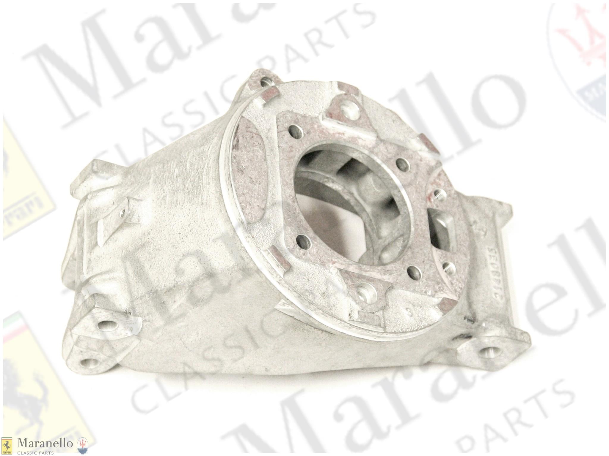148035 - LH Rear Hub Holder