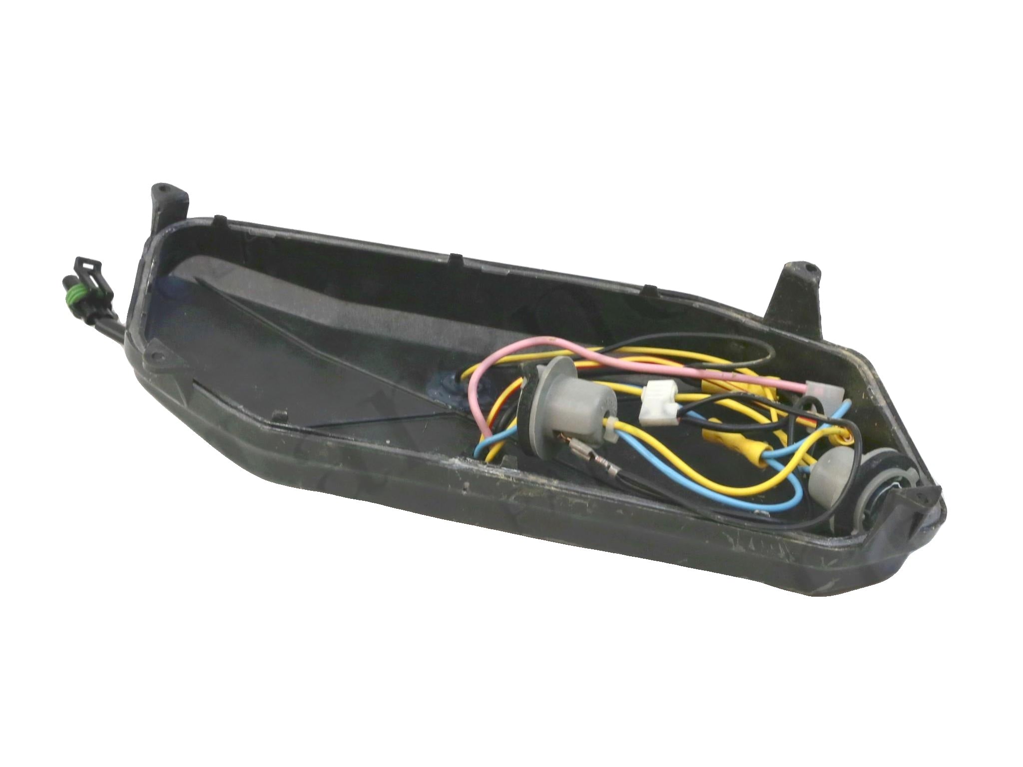 148056 - RH Front Lamp Backing Cover