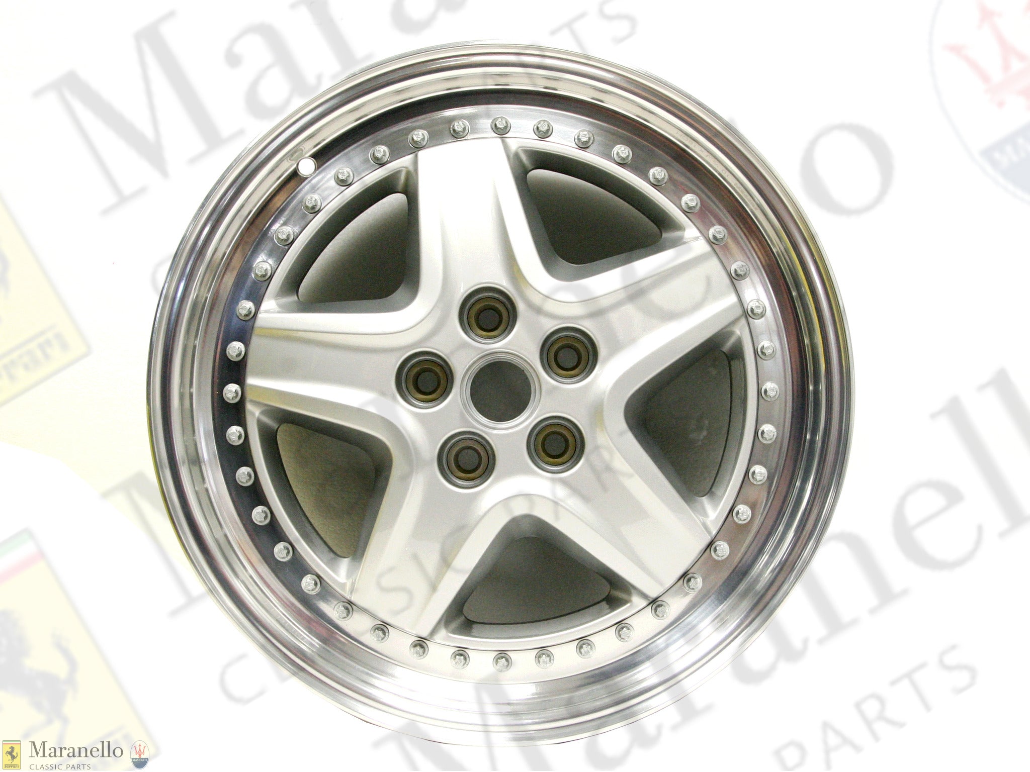 149553 - 101/2 X 18 Rear Road Wheel Split Rim