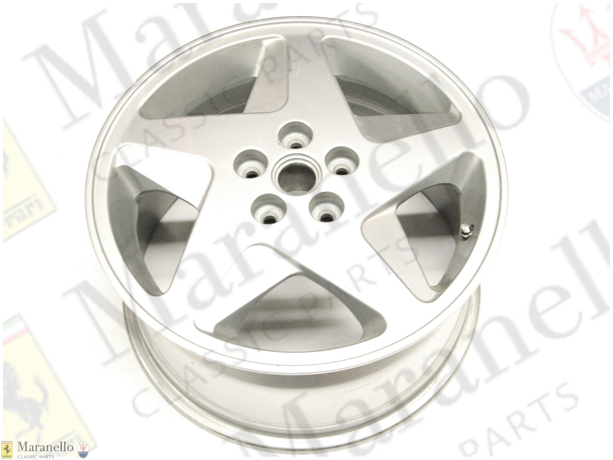 156242 - RH Rear Road Wheel