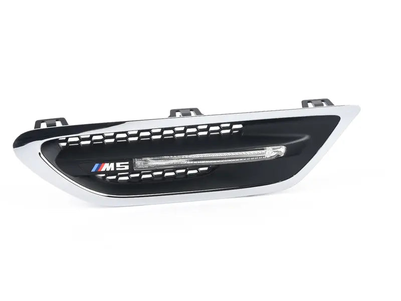 M5 GRILLE, SIDE PANEL FULL VIEW