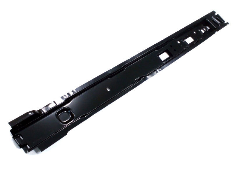 Fits 2006-2007 Chevrolet Monte Carlo Outer rocker panel reinforcement, left, Part # 19120464