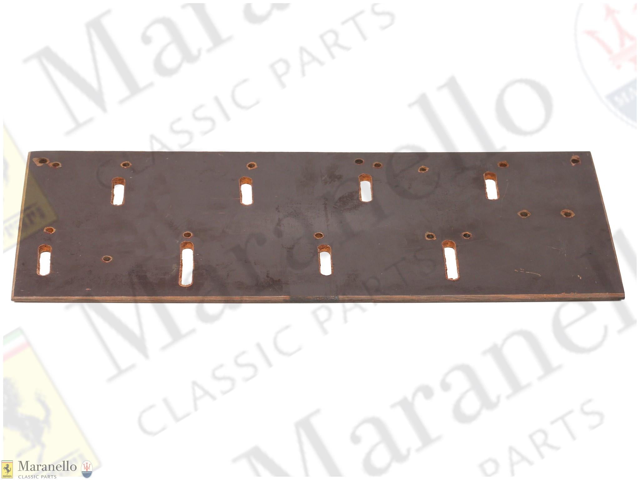 20134805 - 246Gt Usa Fuse Board Base Plate Only