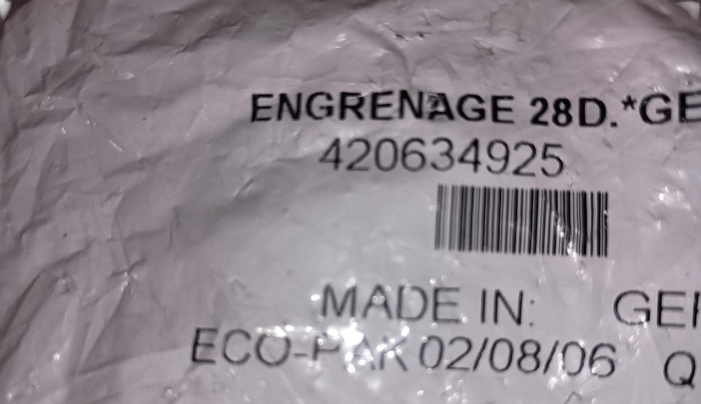 1999-2005 Fits Can-Am ATVS Output Gear 28 Teeth, OEM Part # 420634925 - Vintage image