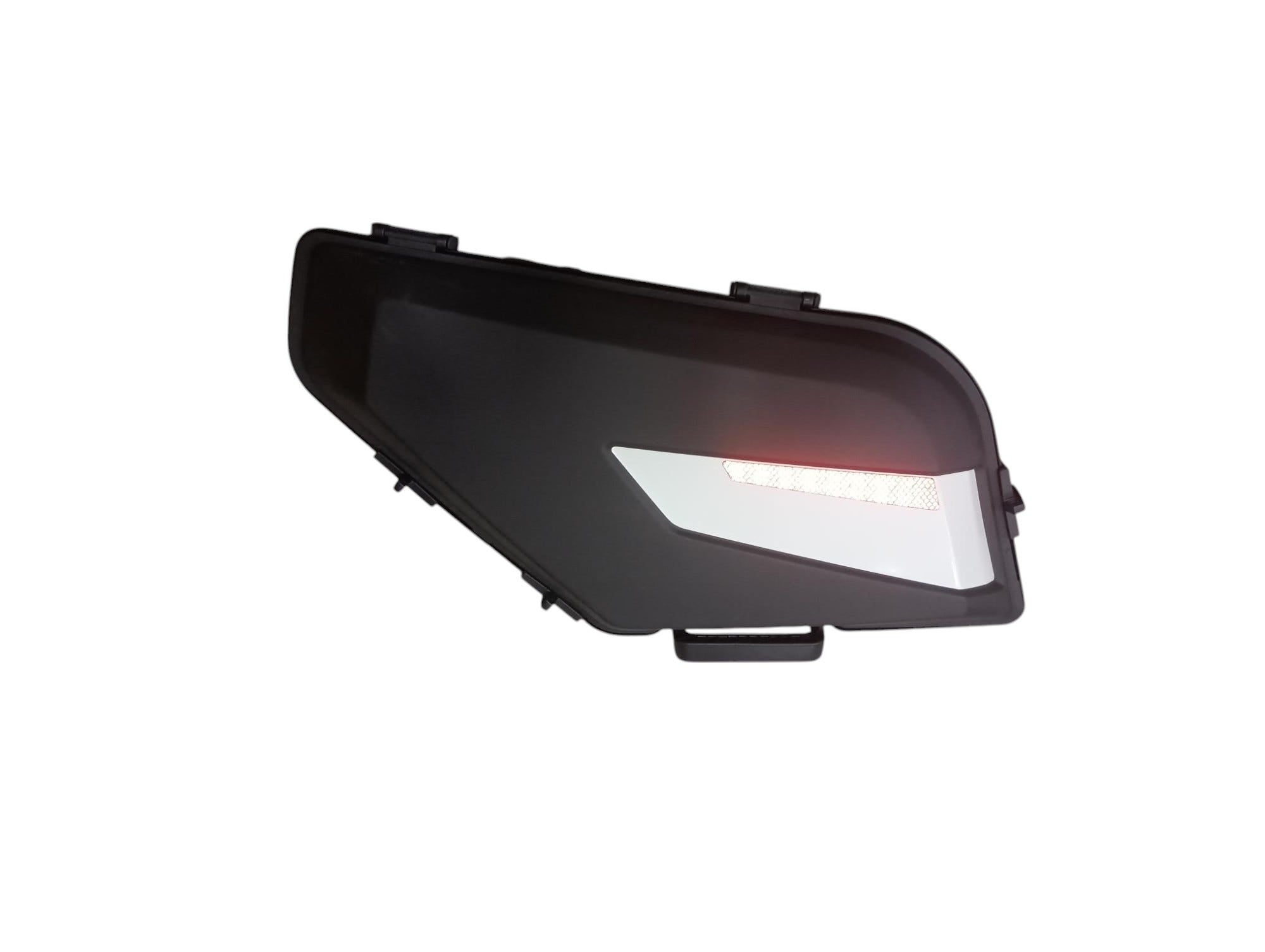 Fits BRP RH Suitcase ASM, OEM Part # 511000689