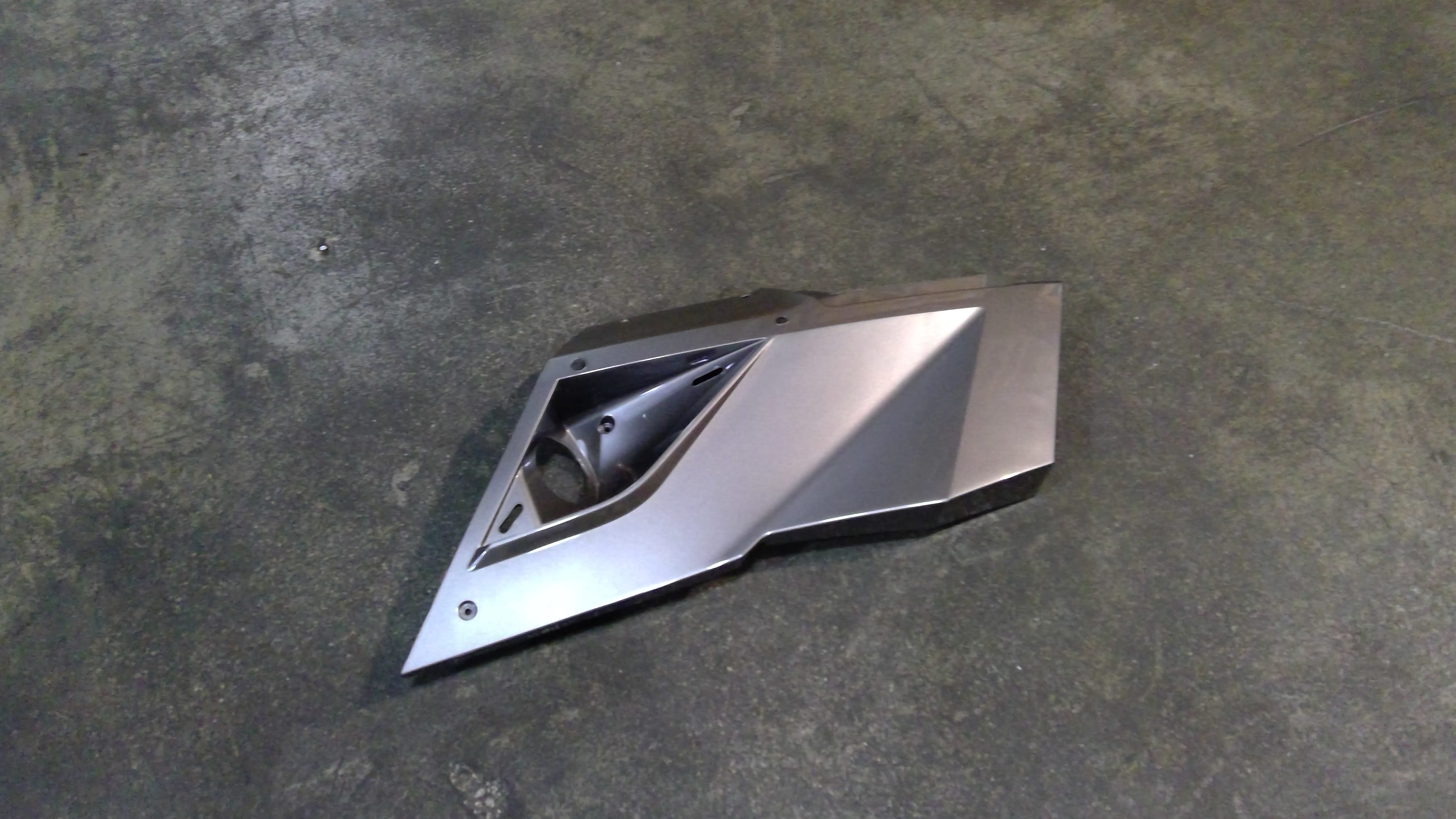Can-Am Magnesium RH REAR Lateral, OEM Part # 705007622