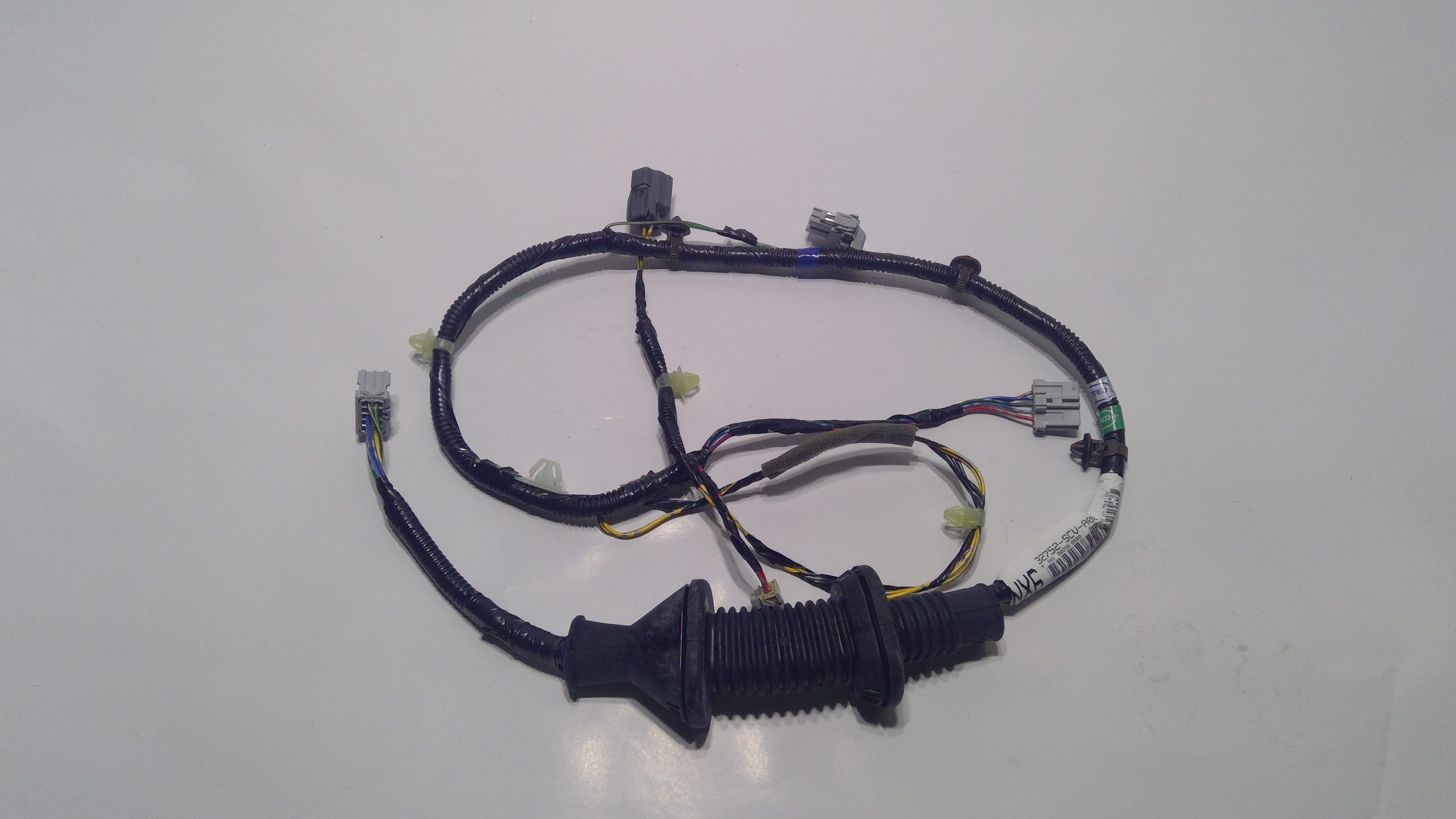 Honda New 2003-2004 Fits Honda Element Passenger Door Wire Harness, Part # 32752-SCV-A00