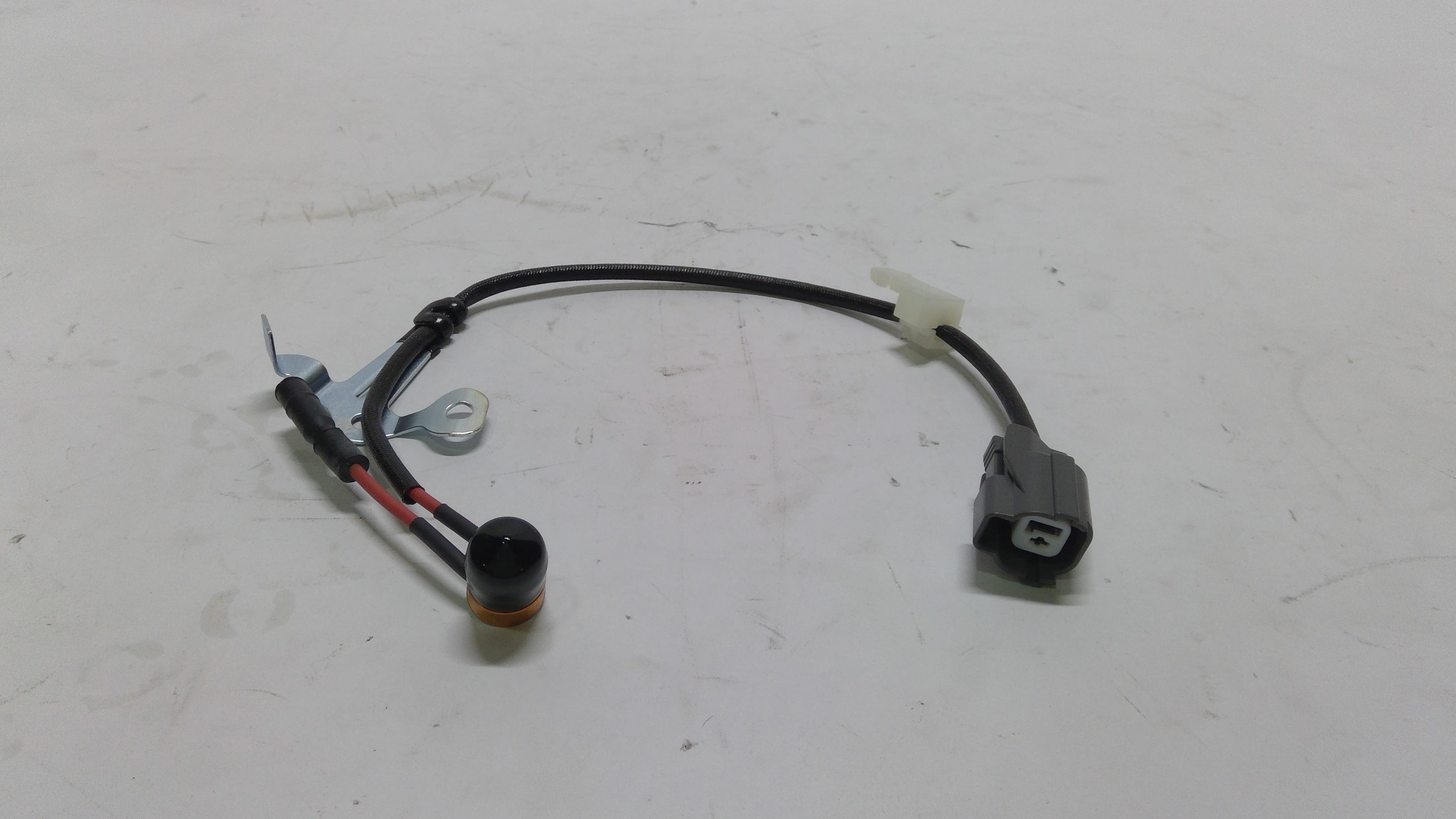 Honda New 2002-2006 Fits Honda CR-V Thermal Protector Set, Part # 38908-PNB-006