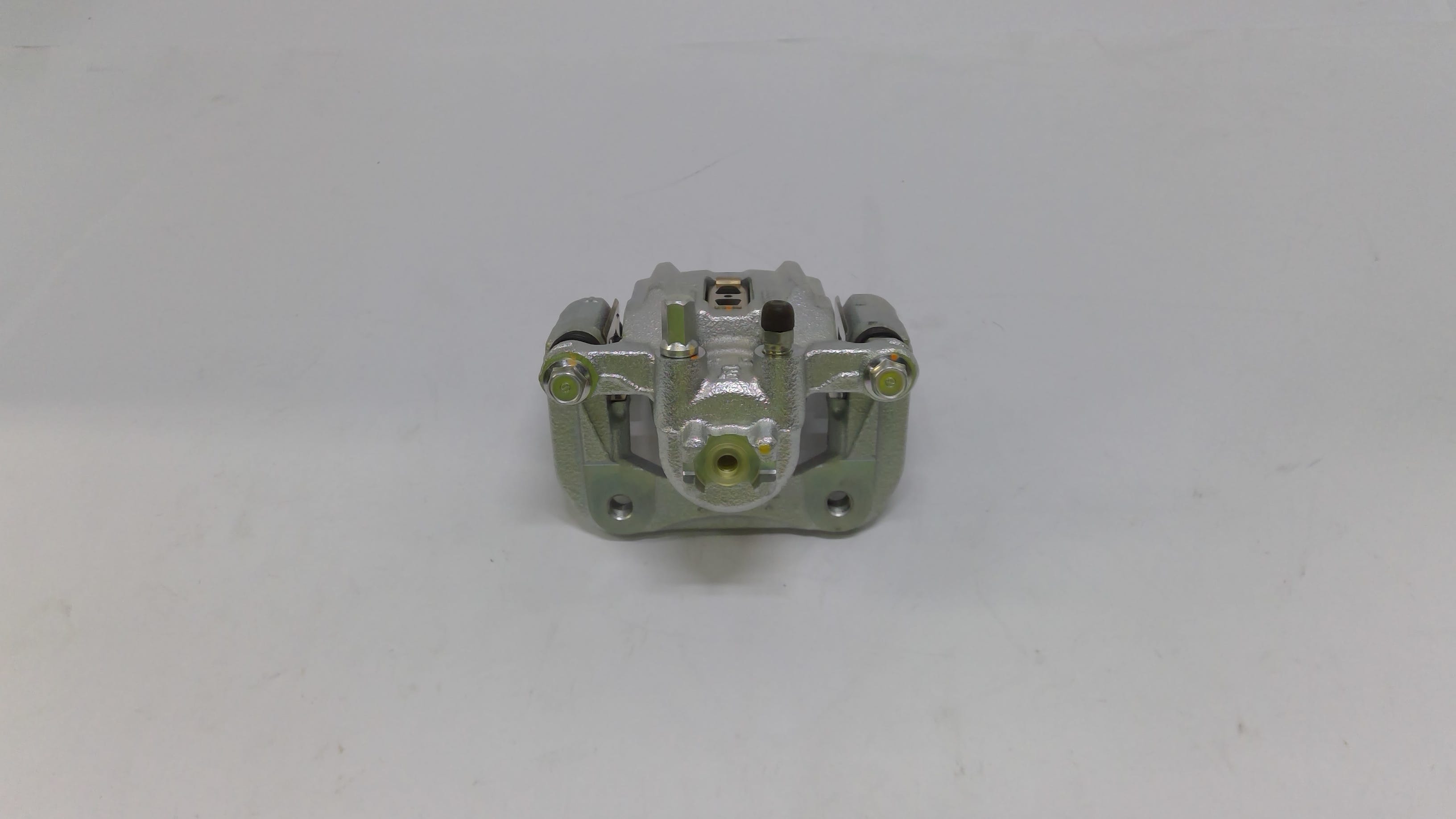Honda New 2005-2006 Fits Honda CR-V Left Rear Caliper Sub-Assembly, Part # 43019-S9A-E00