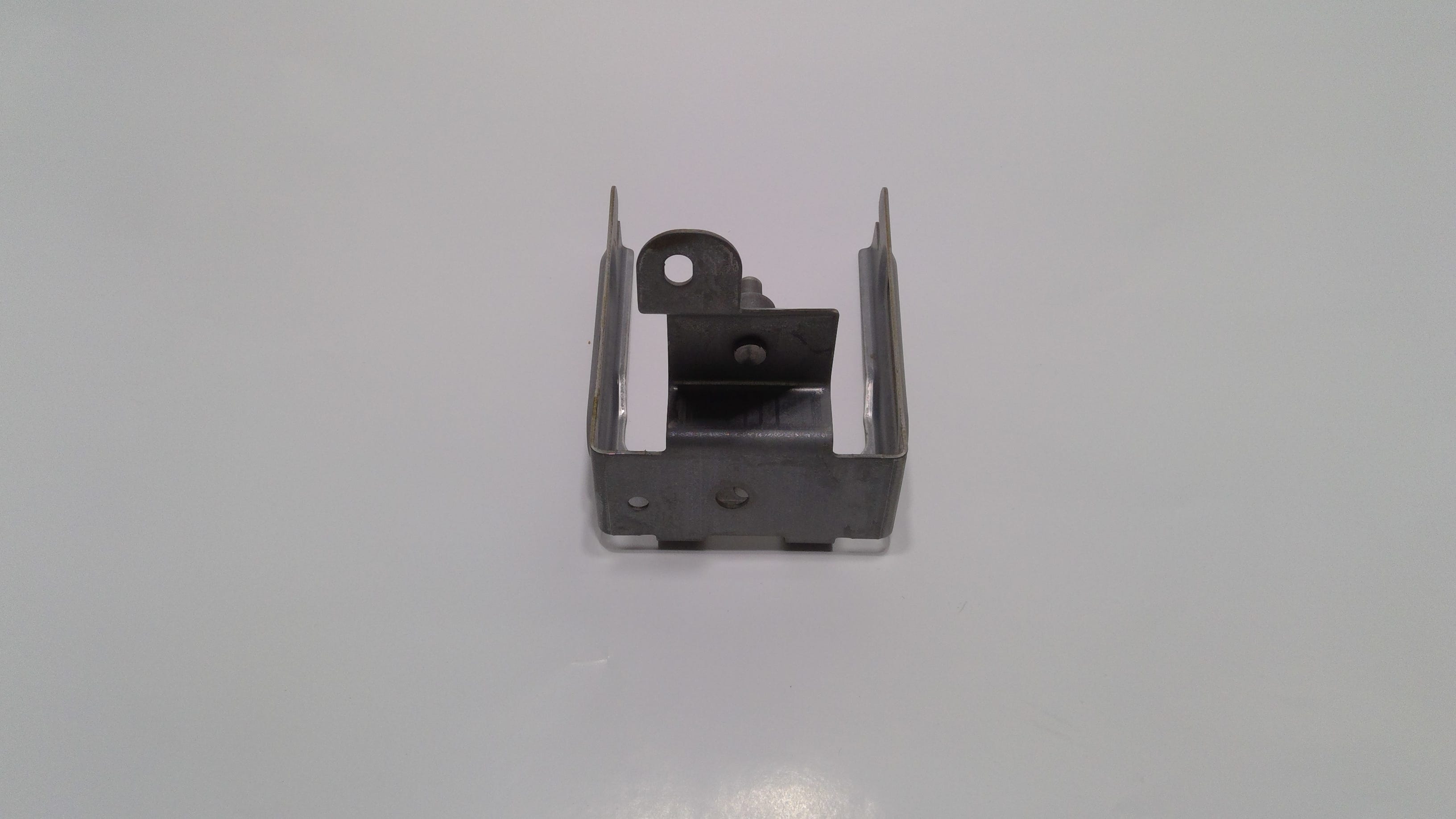 Honda New 2003-2005 Fits Honda Pilot Modulator Bracket, Part # 57115-S3V-A00