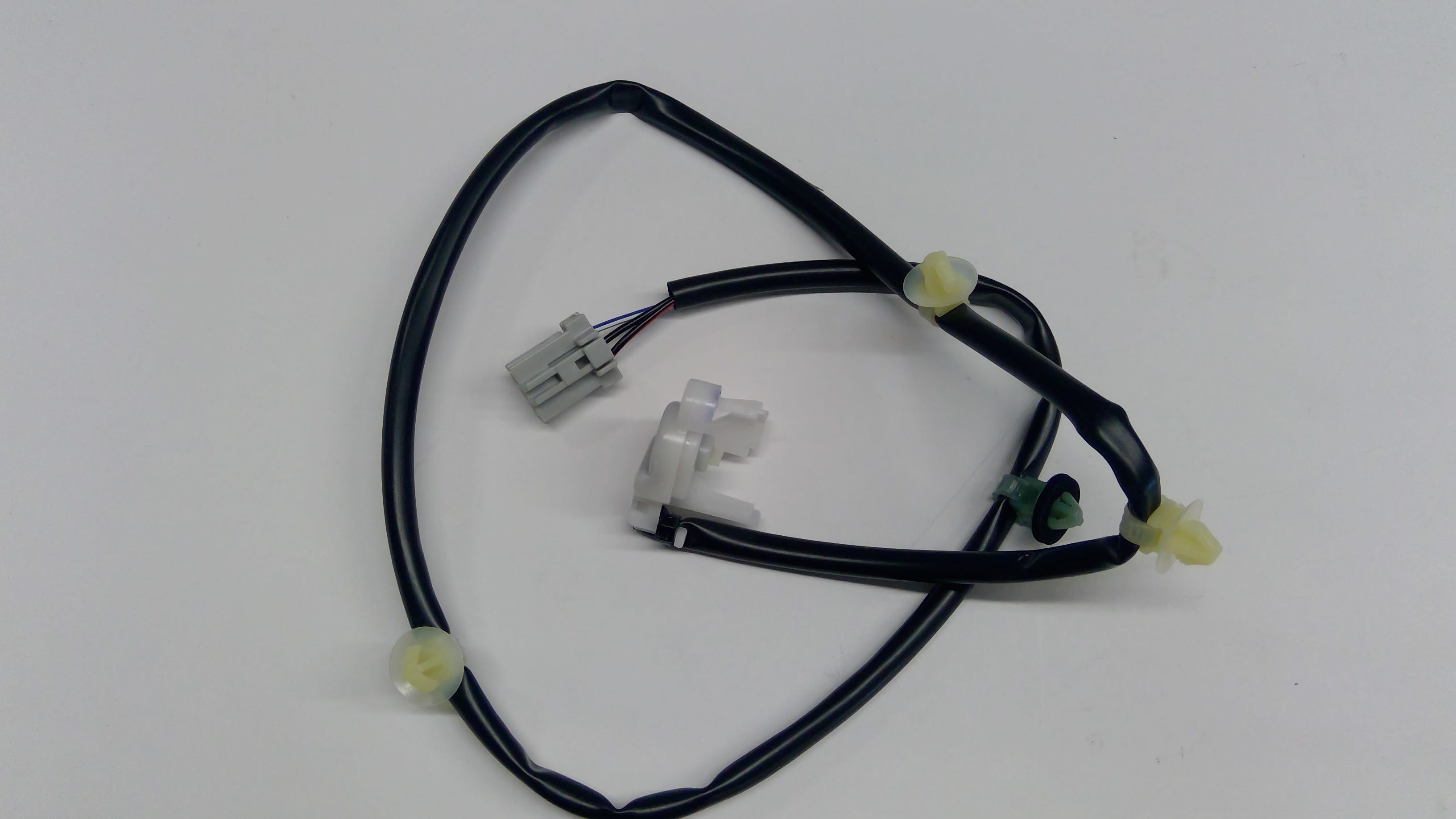 Honda New 1998-2002 Fits Honda Accord Switch Assy., R. Door Cylinder, Part # 72142-S84-A01