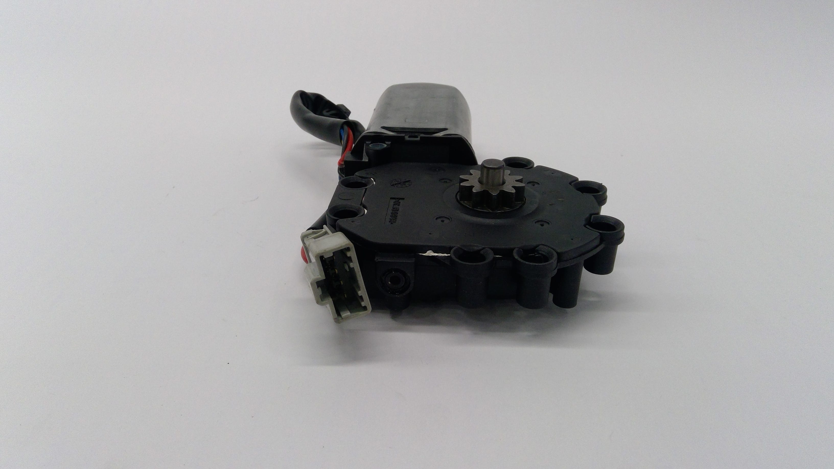 Honda New 1998-2002 Fits Honda Accord Motor Assembly, Left Front Window, Part # 72255-S82-A01