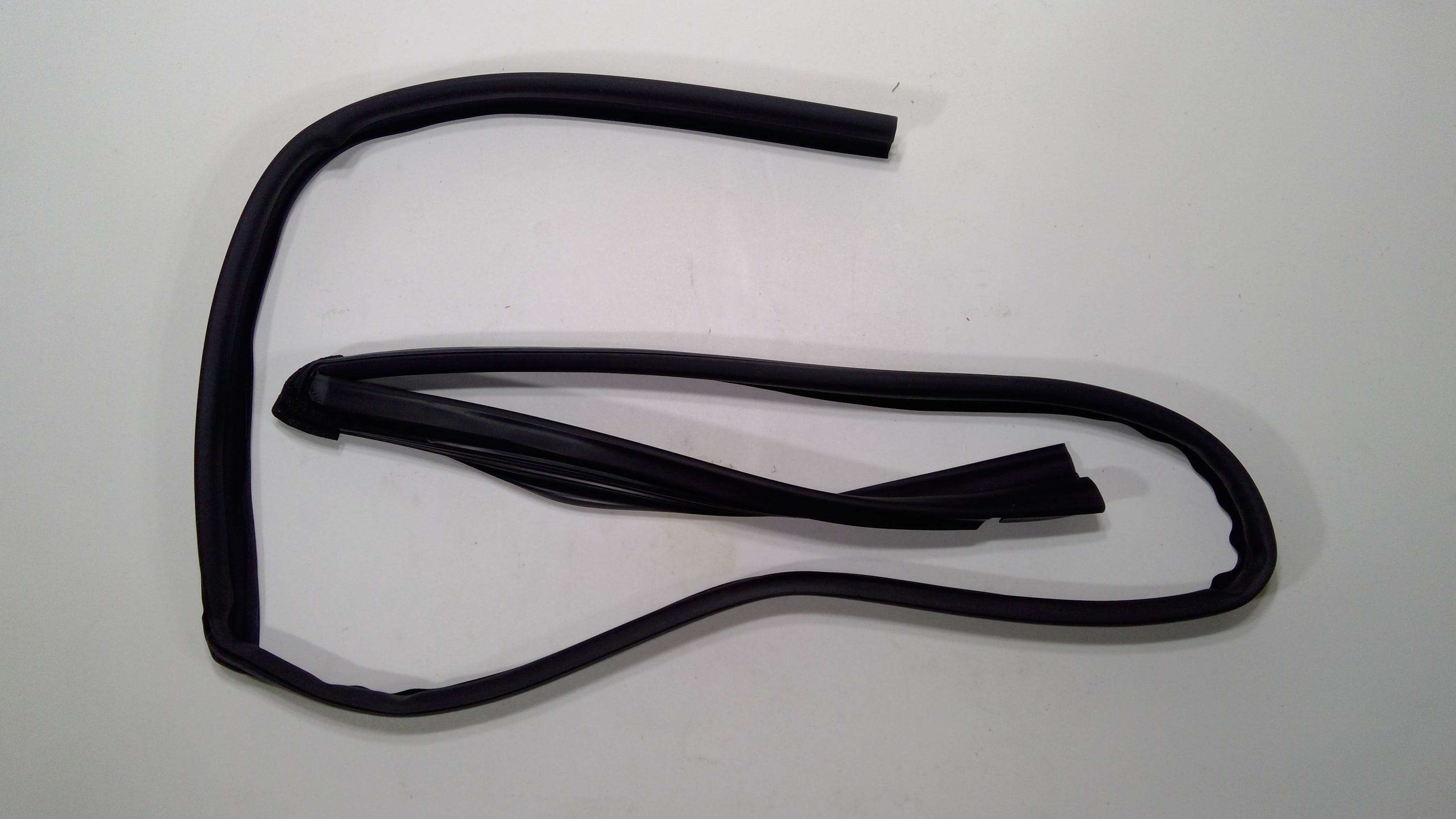 Honda New 1999-2002 Fits Honda Accord Left Front Door Run Channel, Part # 72275-S82-A02