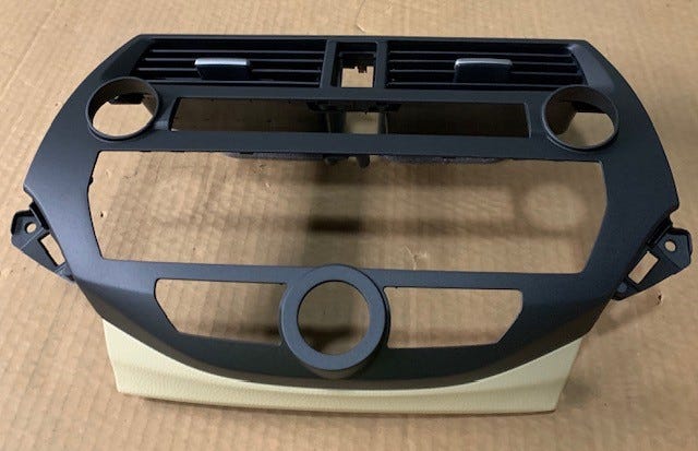 Honda New 2012 Fits Honda Crosstour Panel Assy., Center *YR412L* (BRIGHT IVORY), Part # 77250-TA0-A13ZL