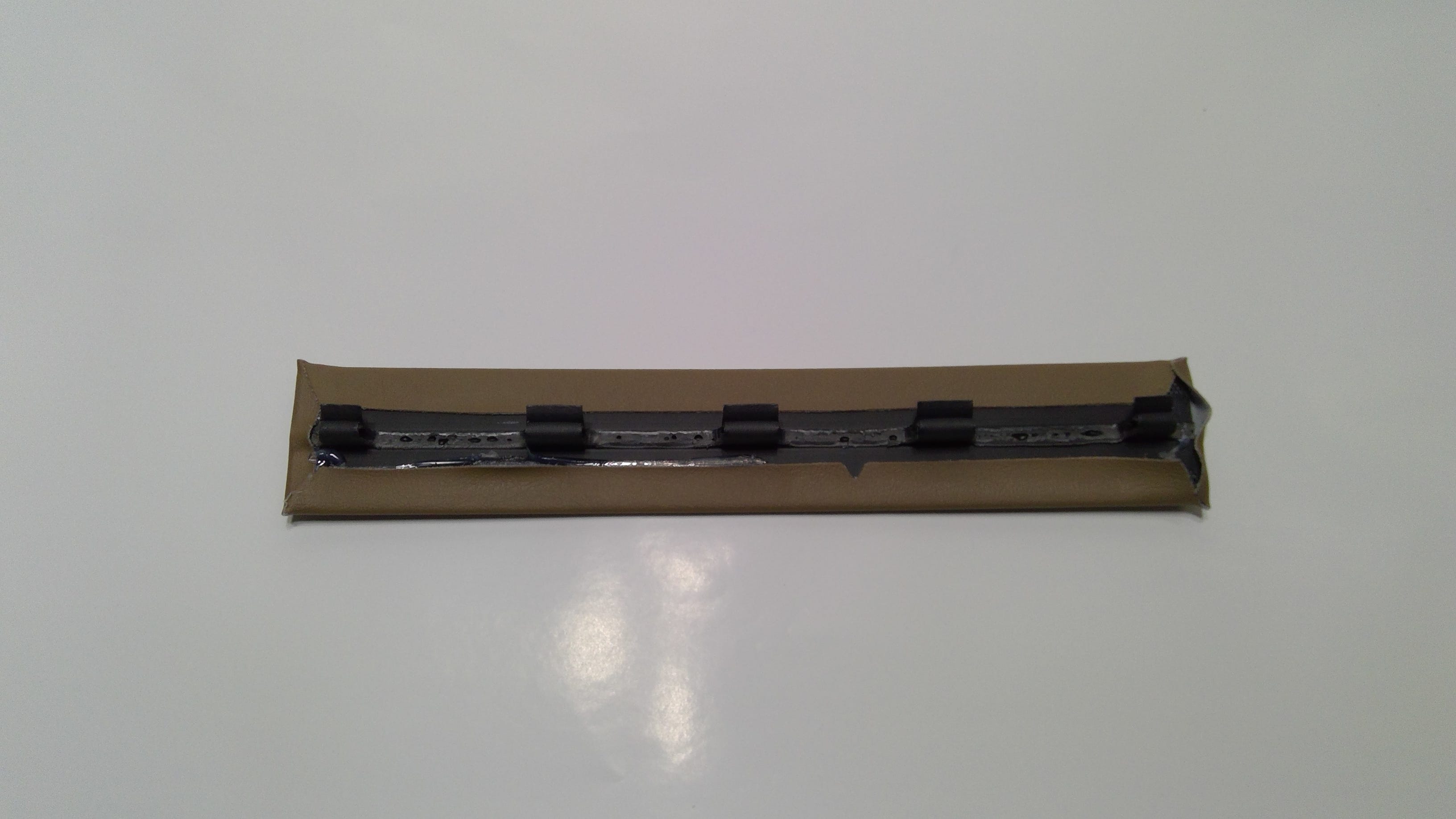 Honda New 2004-2005 Fits Honda Pilot Cover, Center Seat Belt Closeout *YR203L* (SADDLE), Part # 81737-S3V-A12ZB