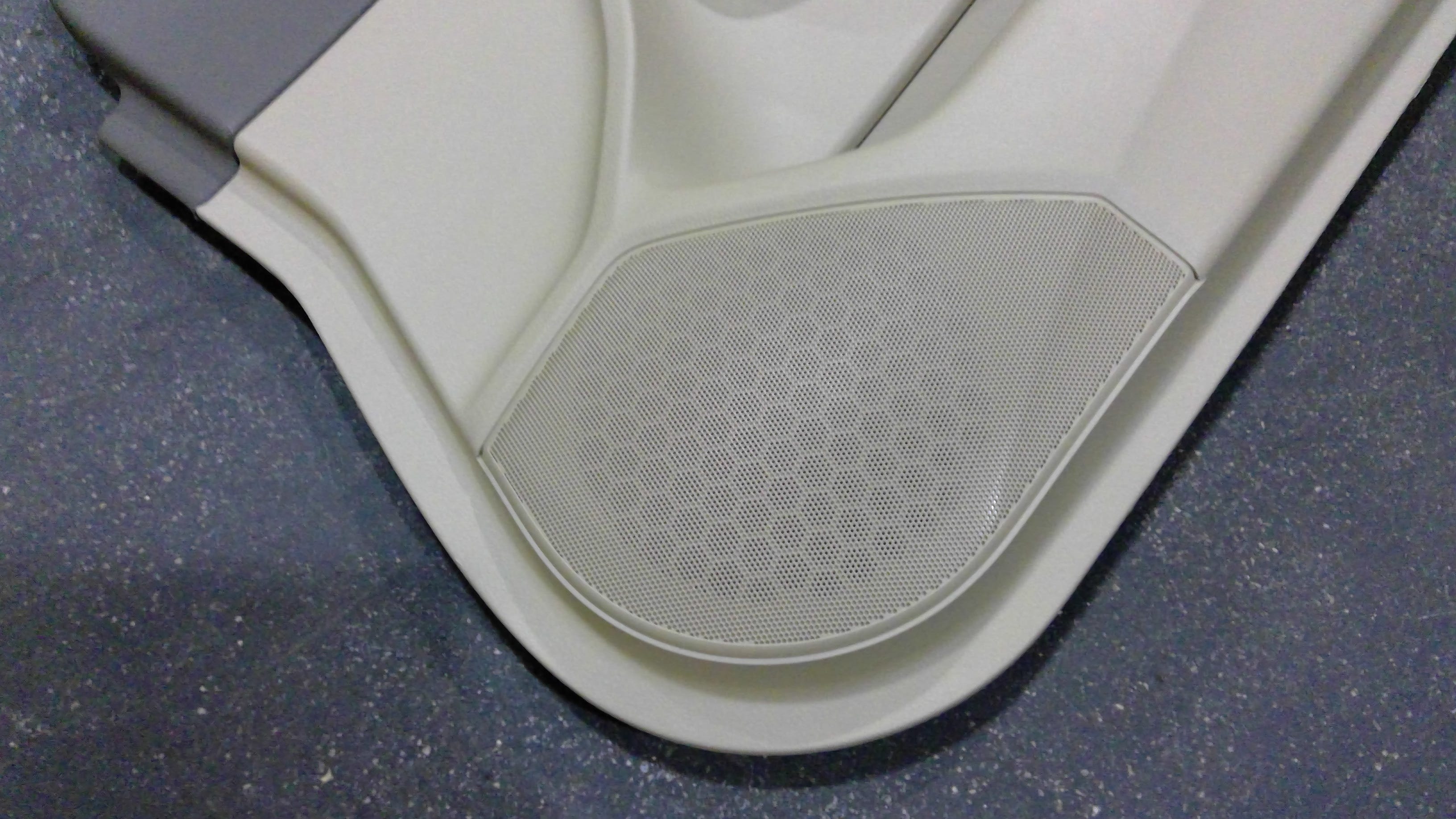 Honda New 2008-2010 Fits Honda Accord Lining, R. FR. Door (Lower) *YR327L* (LEA) (PEARL IVORY), Part # 83502-TA5-A63ZC