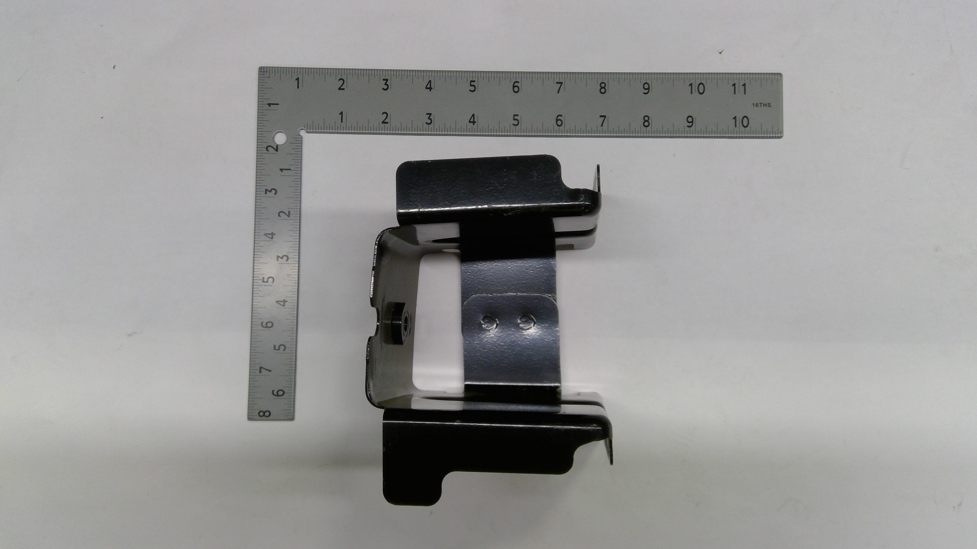 Ford New 2005-2009 Fits Ford Freestyle / Taurus X Bracket - Bumper Mounting Position Passenger Side, Part # 5F9Z17A750AA