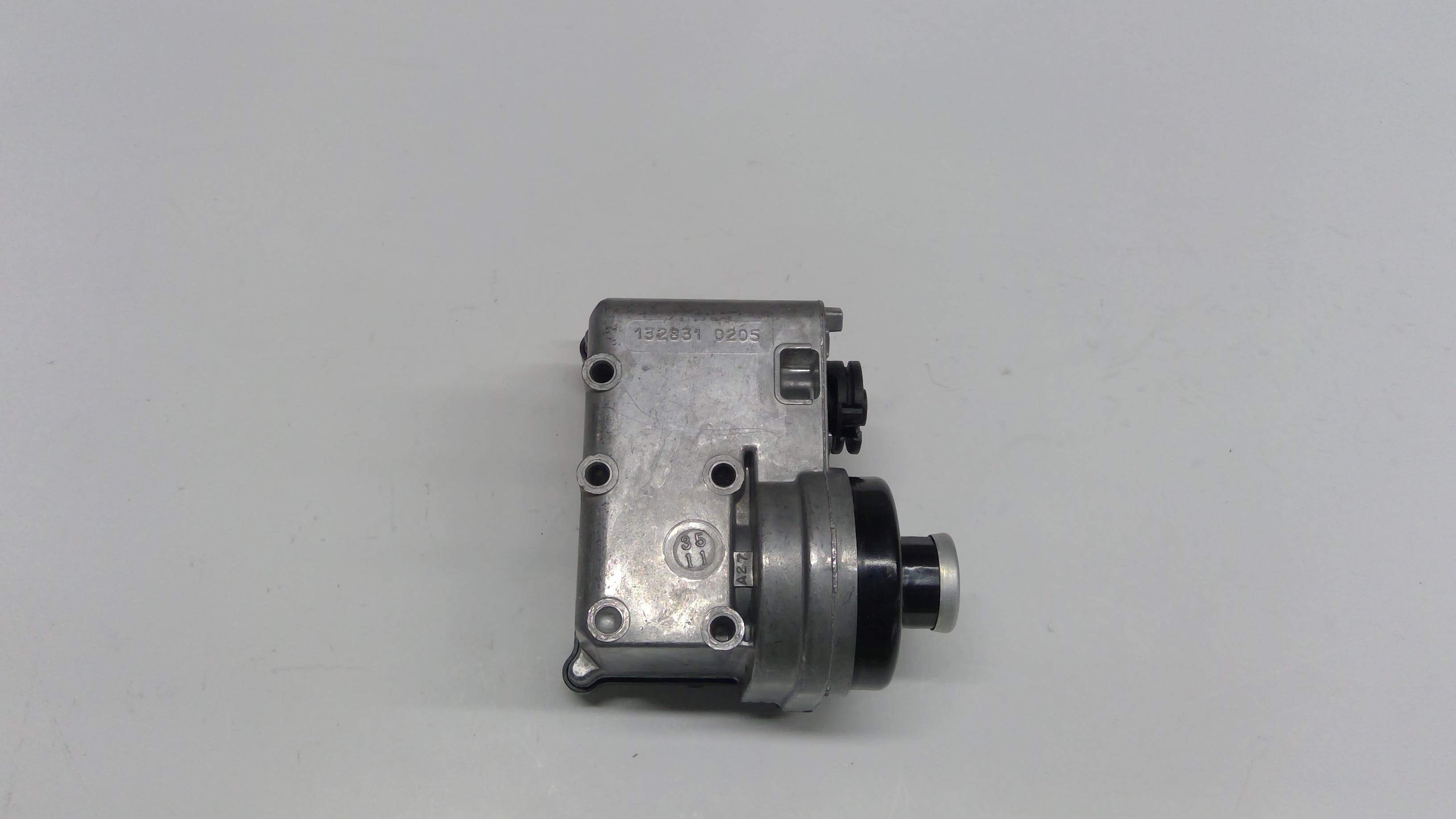 Ford New 2005-2008 Fits Ford / Mercury Escape / Mariner Servo Assy - Speed Control Base No. 9c735, Part # 6L8Z9C735BA