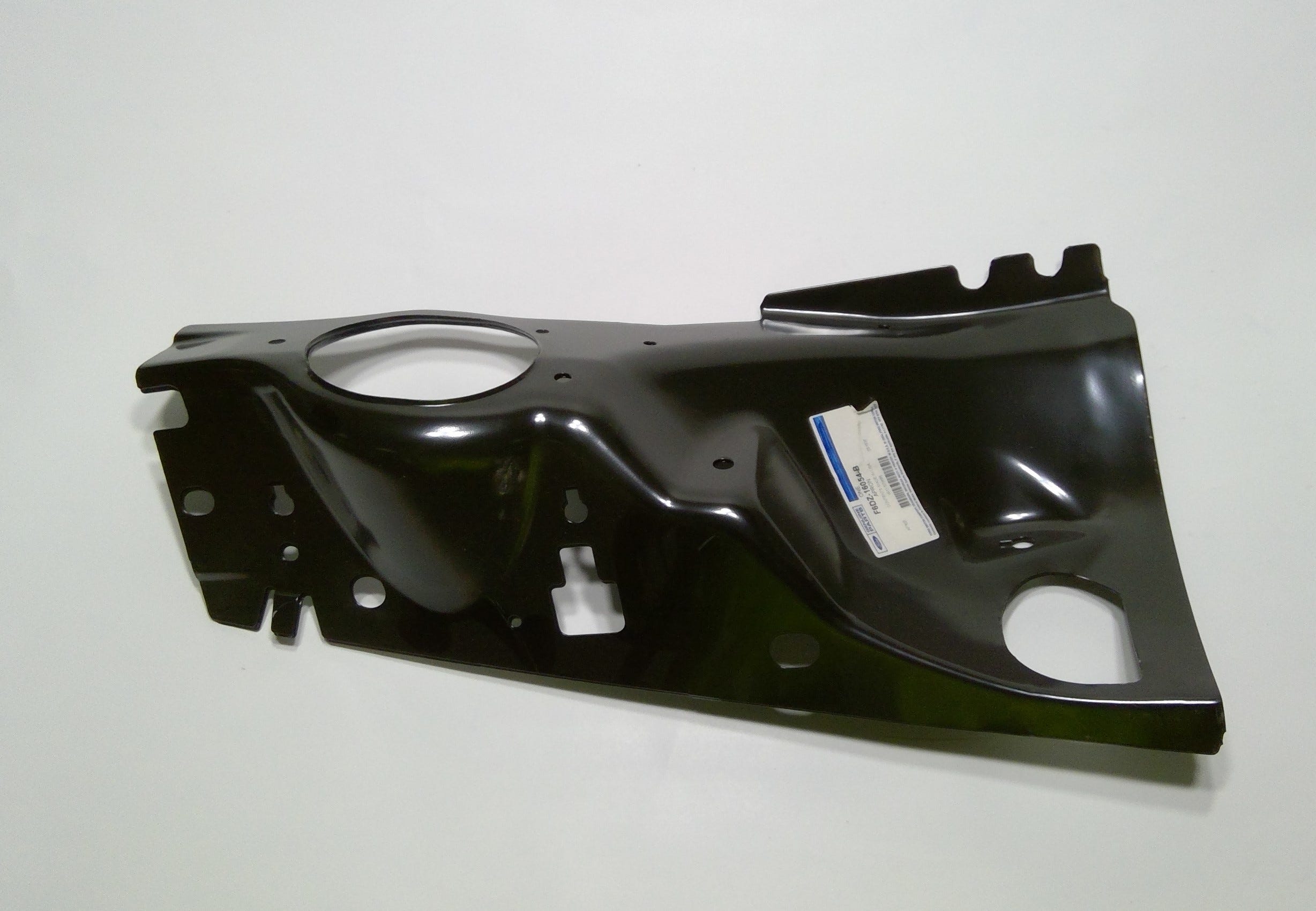 Ford New 1996-2007 Fits Ford / Mercury Taurus / Sable Apron Assy - Front Fender Position Passenger Side, Part # F6DZ16054B
