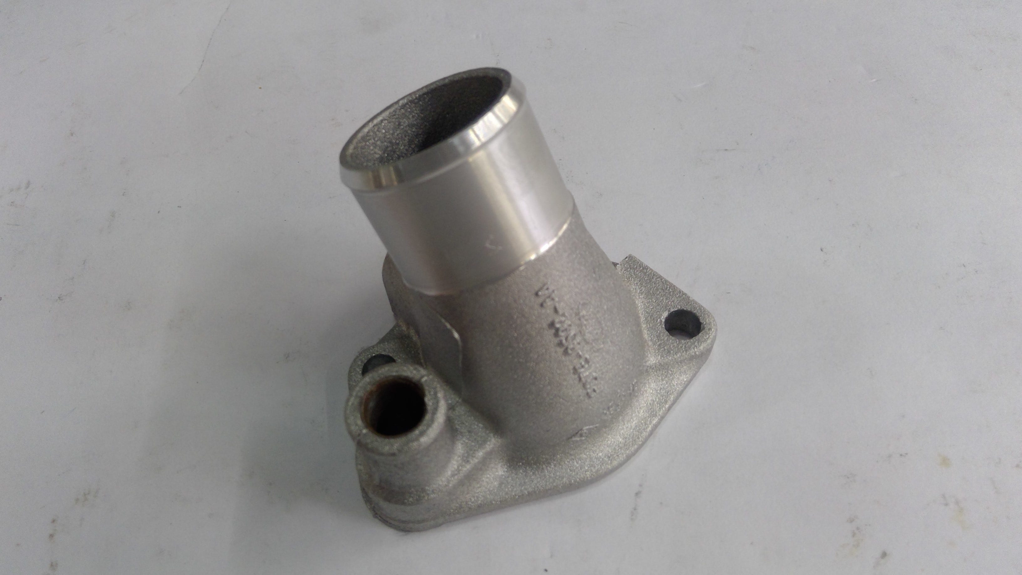 Ford New 1990-1994 Fits Ford Bronco / E-150 / E-250 Connection - Water Outlet Base No. 8592, Part # FOTZ8592F