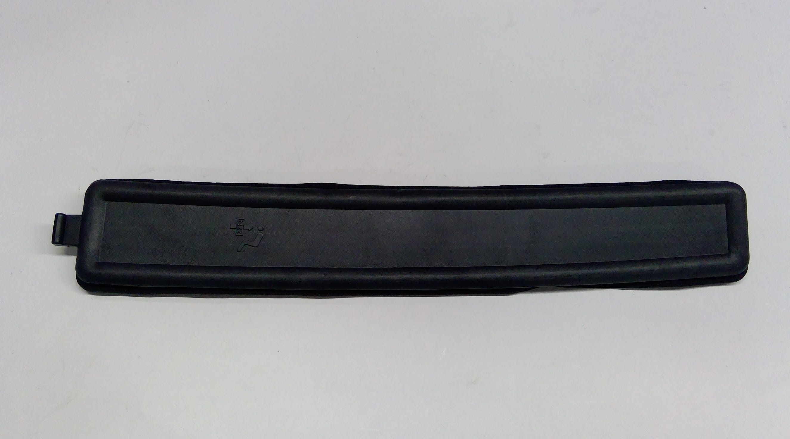 Ford New 1999-2007 Fits Ford / Mercury Freestar / Windstar / Monterey Plug Base No. 020c34, Part # XF2Z16020C34AA