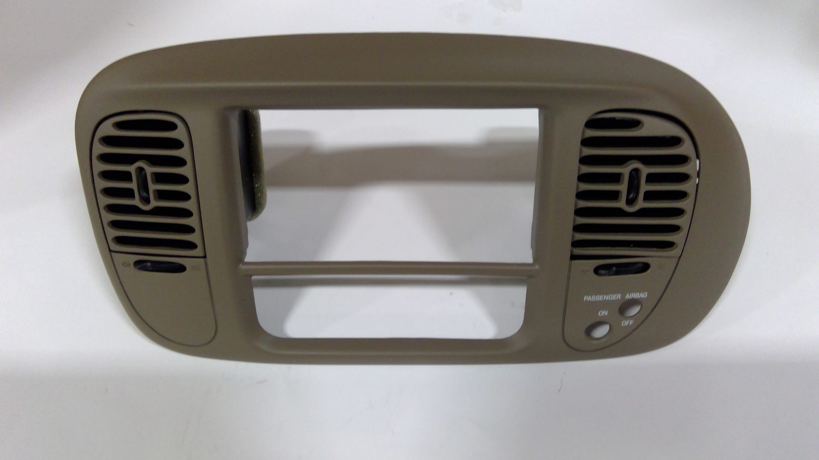 Ford New 2000-2004 Fits Ford F-150 Panel Assy - Instrument Facia Base No. 044d70, Part # YL3Z15044D70AAA