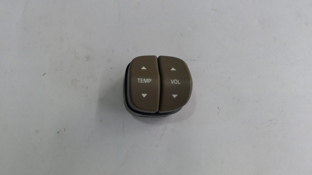 GM New 2001-2003 Fits Buick Park Avenue Switch Asm,radio Control * Medium Duty Dark Neutr*dark Neutral, Part # 12451275