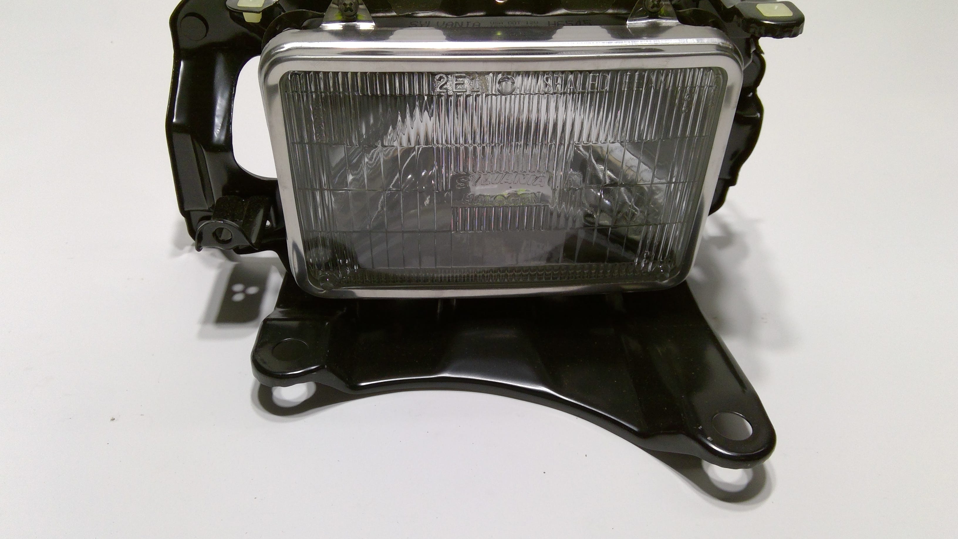 GM New 1990-1994 Fits Chevrolet Metro / Sprint Headlamp Assembly, Right, Part # 96065184