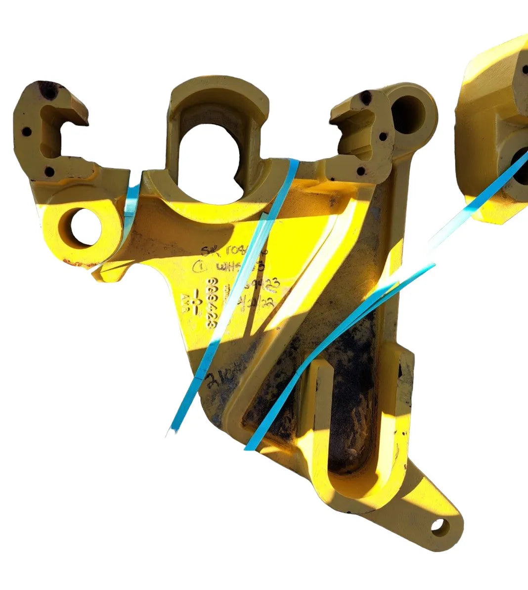 New Old Stock Bracket Part # 6G9423 For Caterpillar