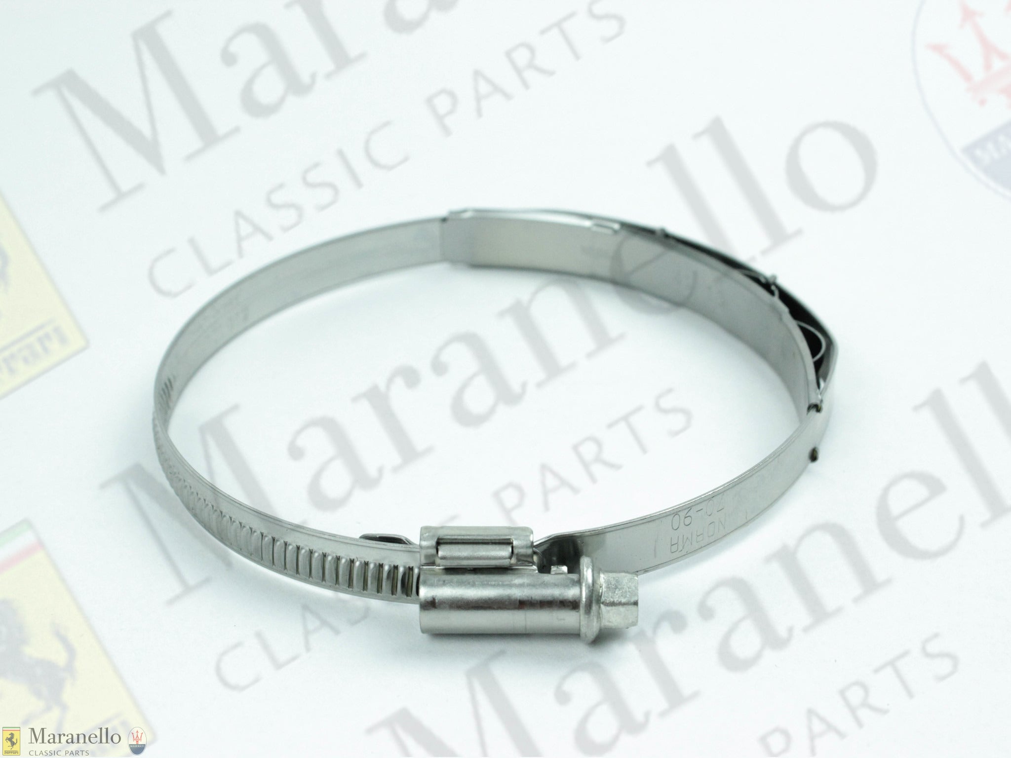 303232 - Collar