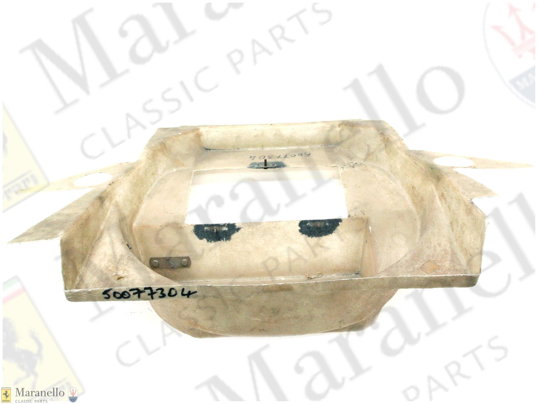 50077304 - Wheel Carrier