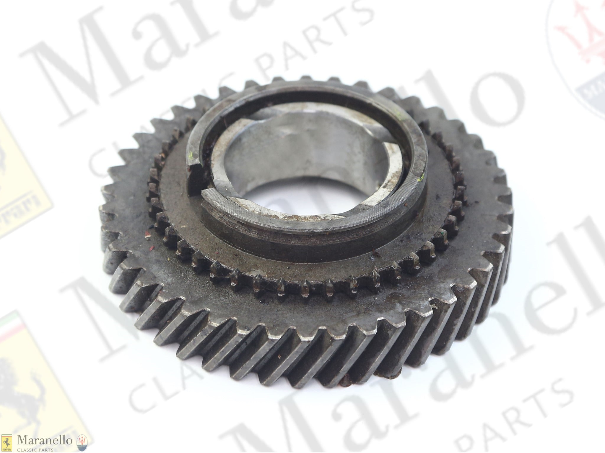 523926 - Gear 1st