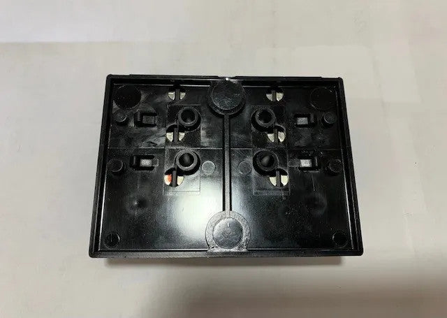 New Old Stock Fuse Panel Part # 15600-06-0-0 For Kenworth