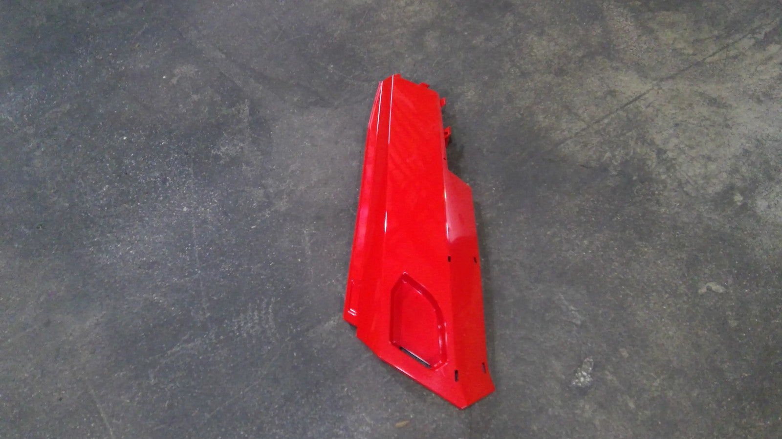 New Old Stock Fender Rear Left B-176 Part # 708300826 For Bombardier