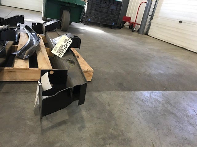 For Paccar Corporate Crossmember Fup Part # 1703380PAC