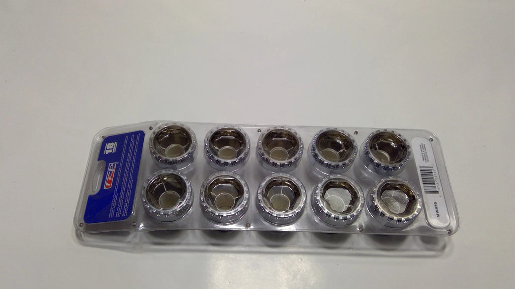 New Old Stock Kit Nut Cover Front ABS 33 Part # MW876 For Kenworth