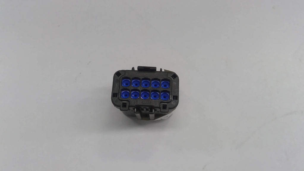 New Old Stock Connector-fci 10-way Femal Part # P20-6165 For Kenworth