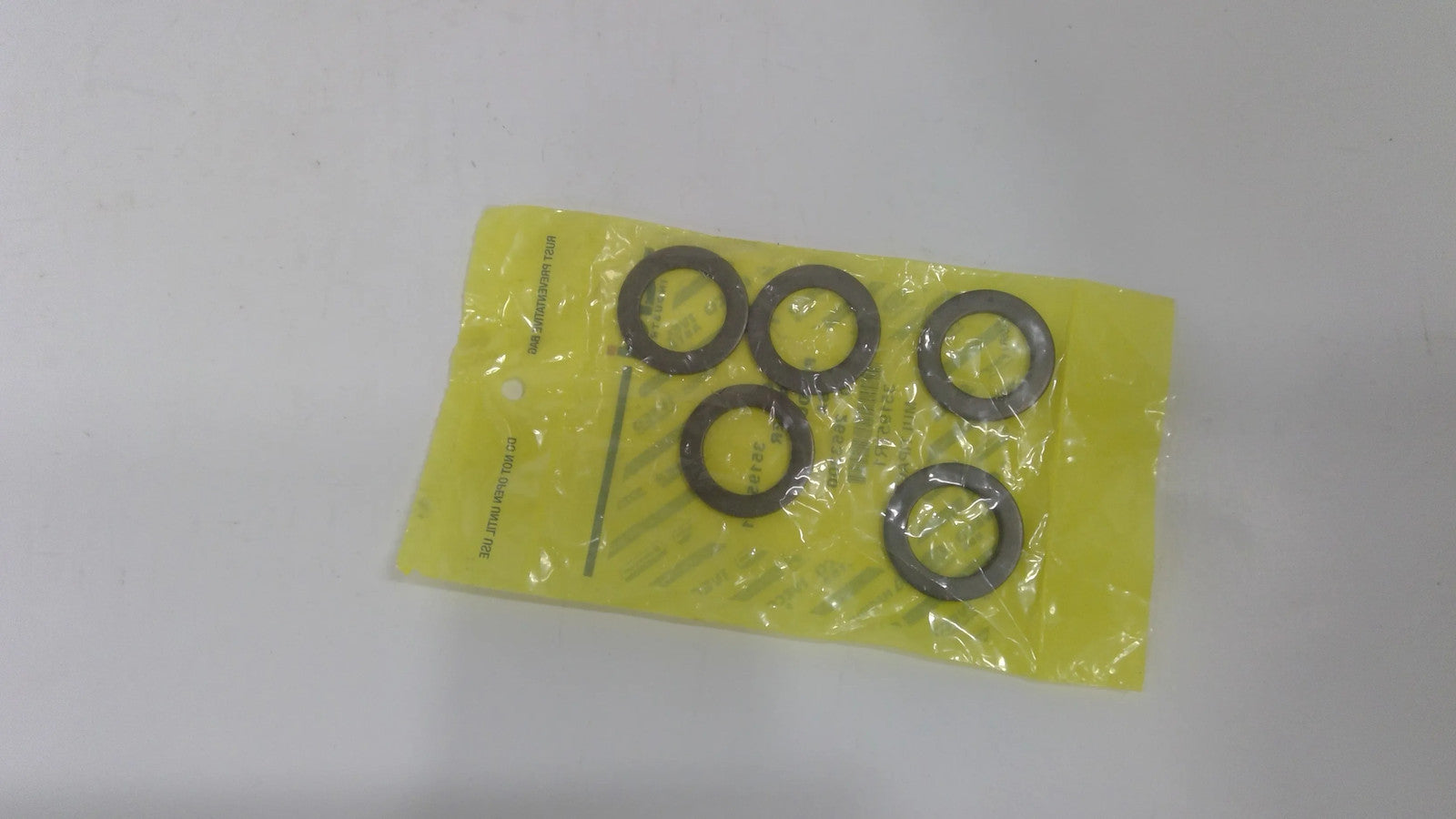 New Old Stock 5pk Washer Thrust Part # 351957R1 For CNHi