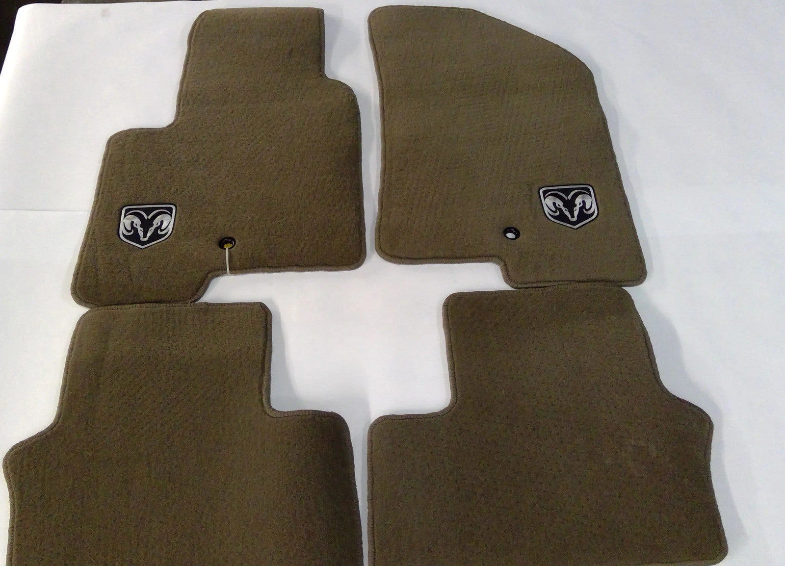 For Mopar Mat Kit Floor Complete Part # 82211428AC