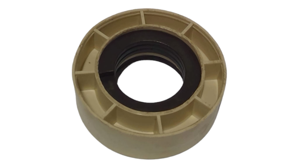 New Old Stock Retainer a Part # 1250809 For Caterpillar