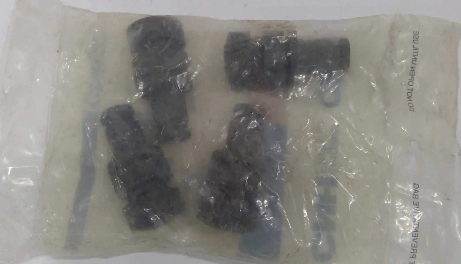 New Old Stock 4pk Guide Valve Part # 8BA6510B For CNHi