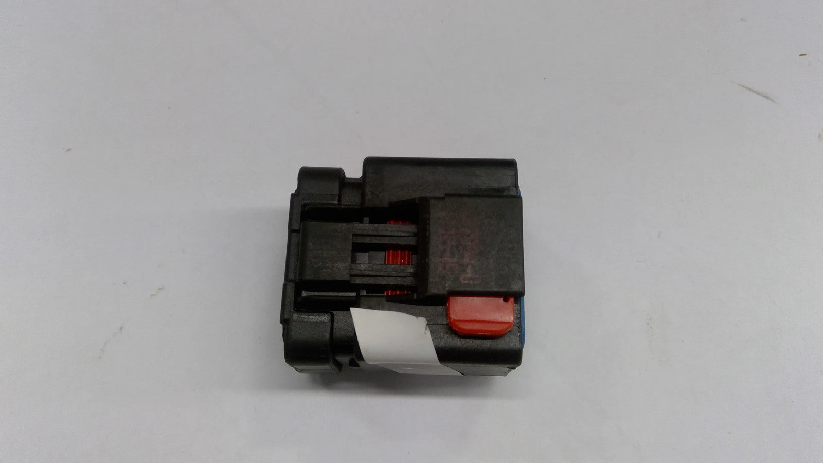 New Old Stock Connector-fci 10-way Femal Part # P20-6165 For Kenworth