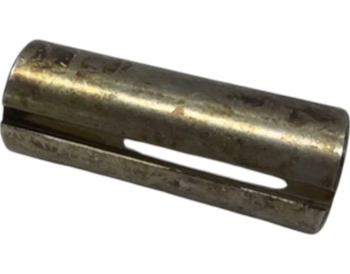 New Old Stock Sleeve Part # TEC786035 For CNHi