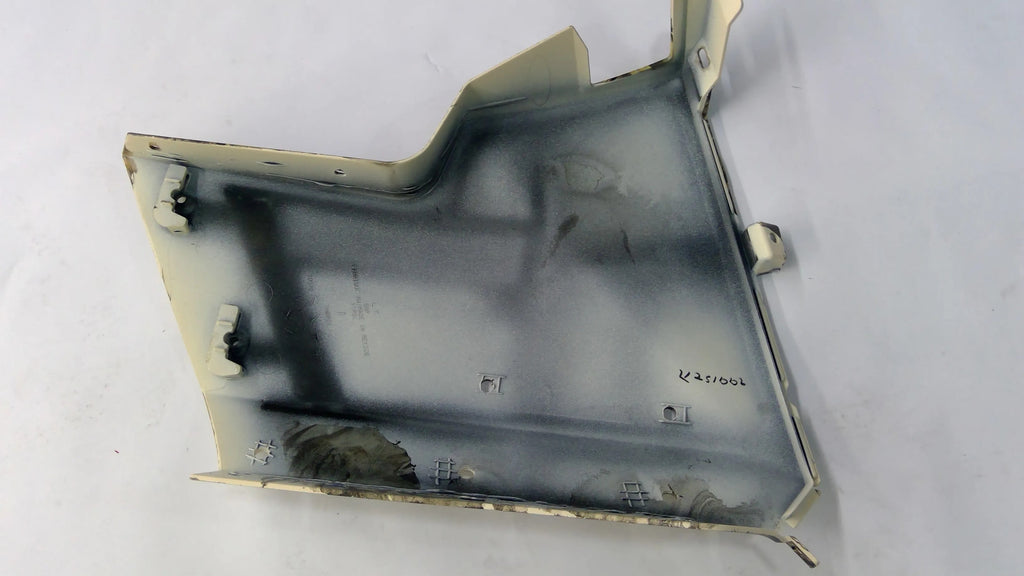 New Old Stock Panel_body Fl B-005 Part # 705006378 For Bombardier