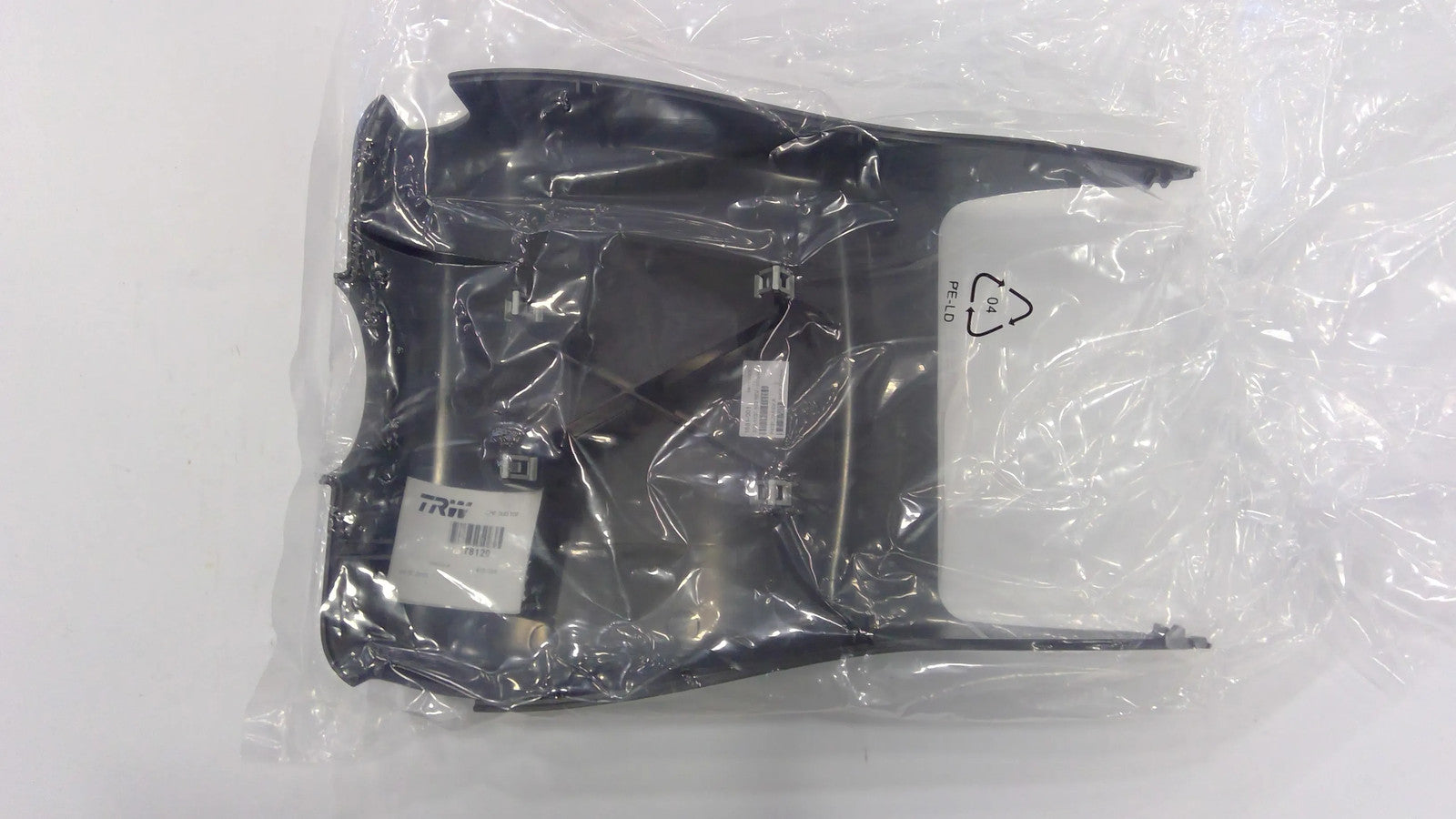 New Old Stock Shroud Top Part # 478129 For Kenworth